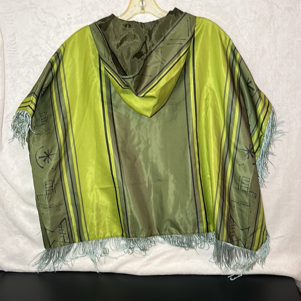 Green Cloak Cape/poncho